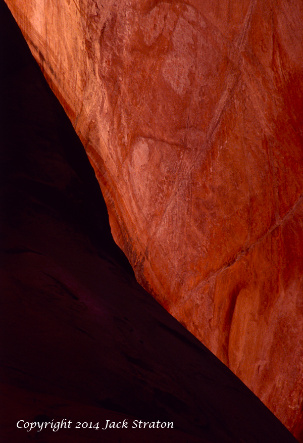 Rock diag darker Cathedral in the Desert 19R12 3-25-14